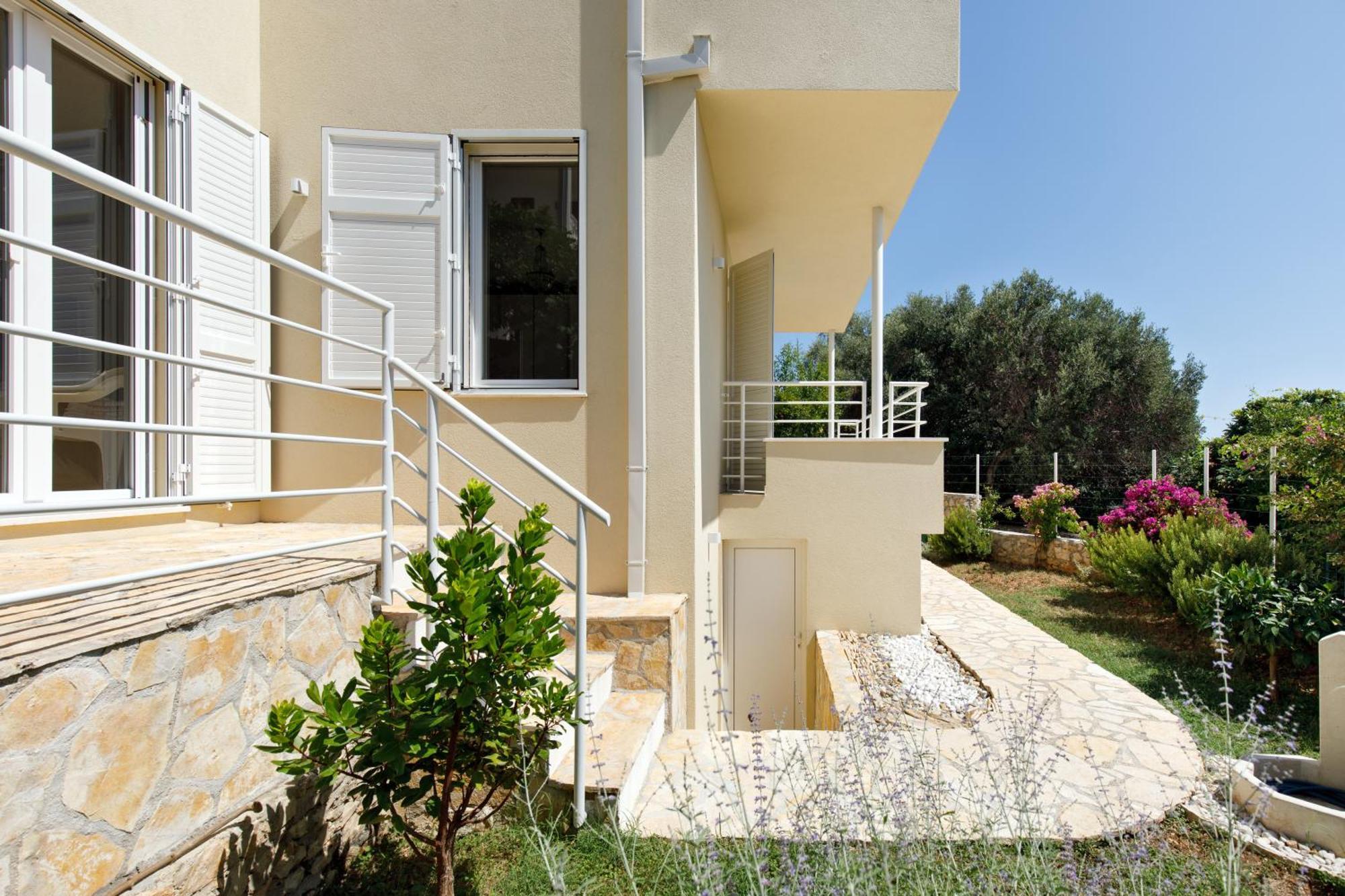 טרוגיר Villa Anadea With Hot Tub Overlooking Sea מראה חיצוני תמונה